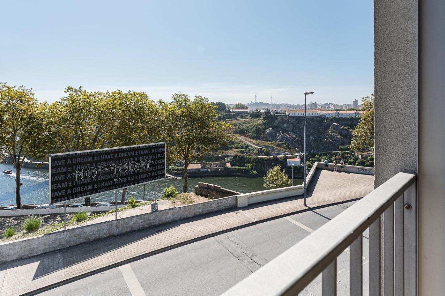Guestready - Fantastic Apt Overlooking Douro River OOporto Esterno foto